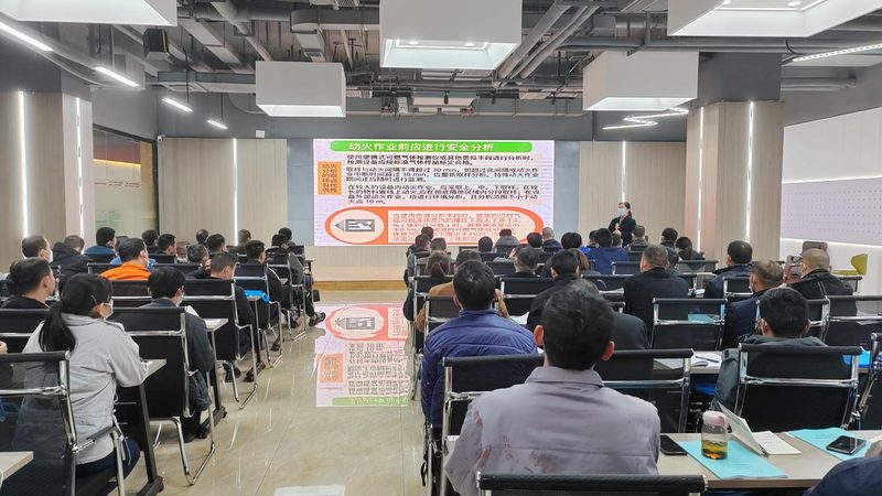 心理咨询师培训教材版本解析：如何选择适合自己的教材